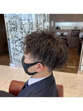 ゼルプレミアムレイクタウン(ZELE) (桑田 興成) ツイストパーマ