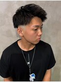 スキンフェード  ツーブロック 刈り上げ アップバング