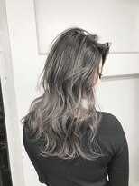 アンダーバーホワイト 泉佐野店(_WHITE)&nbsp;☆ ハイライトカラー　ケアブリーチ　ダブルカラー　イルミナ