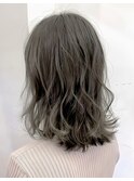 オリーブグレージュ細めハイライトミディアムレイヤー