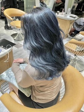 マシェリー バイ ロンド 金山(Ma cherie by Lond) ハイトーン/ダブルカラー/ブリーチ/インナーカラー