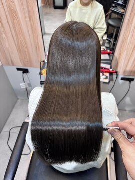 プレバイイオエ 三宮店(pre. by ioe) 暗めカラー/デザインカラー/フェイスフレーミング/髪質改善