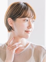 クレスアール 大人ショート×透明感カラー