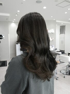 ルクス(Luxs) 赤みゼロオリーブカラー