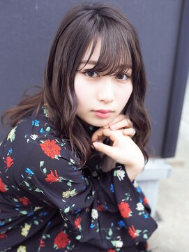 カモン(CAMON) 【ＣＡＭＯＮ．】ヌーディーカラー×暗髪×フェザーバング