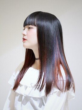 ボアソルテ(Boa Sorte) インナーオレンジのセミロングヘア