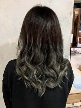 ルーディヘアーブランド(Ludi hair Brand) グレージュグラデーション！