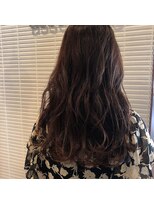 アサンブラージュ(assemblage)&nbsp;30代女性におすすめ　お仕事でも浮かないカラー　川口