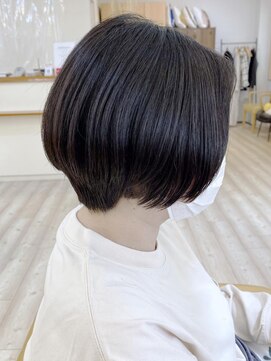 モリオ フロム ロンドン 成増店 【morio成増/児玉】丸みショートボブ 暗髪