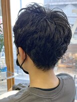 ヘッズ 本八幡店(HEADS)&nbsp;MEN'S HAIR  センターパート　ツイストスパイラル　コンマヘア