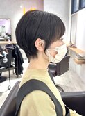 フェミニン感◎暗髪マッシュショート【カドワキ】