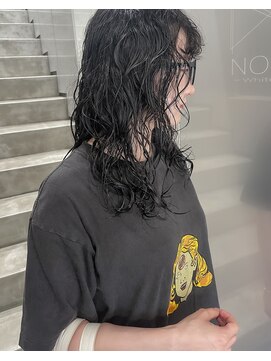 ノード(NODO) ロングウルフ＋スパイラルパーマ