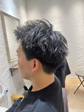 アマレット(Amaretto) スパイキーショート×ツイストパーマ