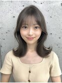 美髪オリーブグレージュ韓国レイヤーくびれミディ顔周り前髪