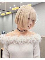 ティティ エッジ(Titi edge)&nbsp;White blond