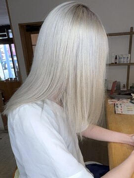 ブレイズヘアー(BLAZEhair) 【オーダーNo.1】ホワイトミルクティ×ブリーチ３回