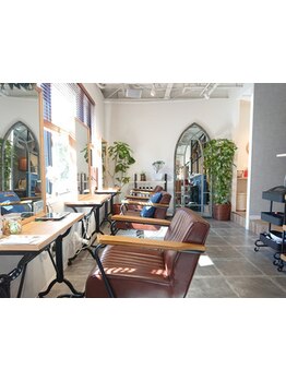 大人女性のための、完全マンツーマンサロン◎納得の仕上がりをご提供いたします♪