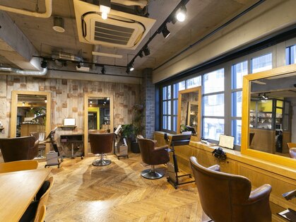 Attina【アティーナ】の写真