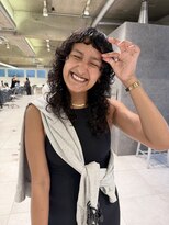 ダブ アオヤマ(DaB AOYAMA)&nbsp;ミディアムウルフカットウルフパーマカーリーヘア癖毛カット