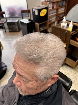 HAIRFREEDOM BARBER TAKAMIZO【ヘアフリーダムバーバータカミゾ】 アイロンスタイル