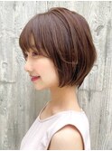 ショートヘア顔周りレイヤーブリーチダブルカラーショートボブ
