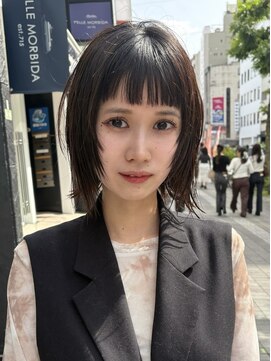 サロウィン 広島(SALOWIN) *小顔ショートレイヤー