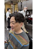 センターパートパーマヘア