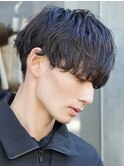 波巻きスパイラルパーマセンターパートウルフカットサーフカール
