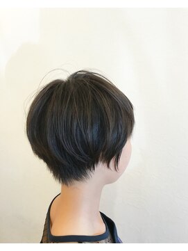 ガーデンエス 緑井店(GARDEN es) 愛されショートヘア