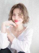 ルティア 池袋(Lutia)&nbsp;ホワイトミルクティーベージュ