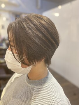 リスタ アンド リアン バイ リスタ(rista & RIAN by rista) ショートボブ