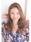 小顔セミウェットウェーブピンクベージュハイライトカラー