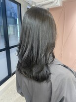 ユニバーストーキョー 池袋東口店(universe tokyo)&nbsp;ブリーチなしダークオリーブ