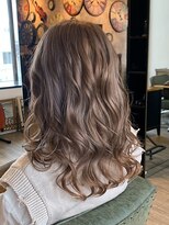 インデペンデンス(independence)&nbsp;モカベージュ　ミディアム