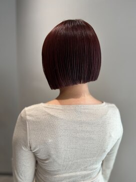 アヴァンス 京橋店(AVANCE) ミニボブ×赤