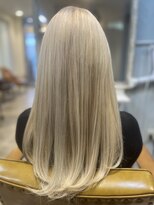 アクロス ヘアーデザイン 溝の口店(across hair design)&nbsp;ホワイトシルバー