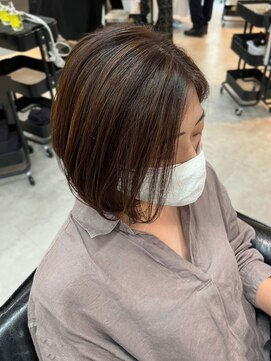 ティダスマイル ふじみ野店(tida smile) 脱白髪染めハイライトx大人ショート