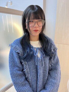 シダ(sida SAIIN) 20代30代ブルーネイビーグラデーションカラー