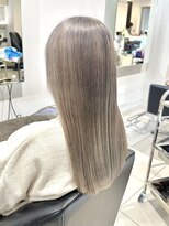 ノア(no_a)&nbsp;グレージュ×ストレート