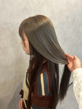 パーミル ヘア クマモト(permille ‰ hair Kumamoto) オリーブベージュ×髪質改善トリートメント