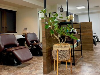 バグースラギ(BAGUS LAGI)の写真/炭酸美容液ヘッドスパで地肌からキレイに☆潤いたっぷりの美髪になれる！『夢シャンプー』でリラックス♪