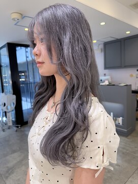 ノエ 心斎橋(Noe) シルバーグレー/大阪/心斎橋/ブリーチ/南船場