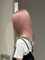 ジーナリア(Xena ria) 《Kaede》ホワイトピンク