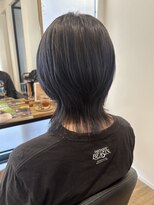 アンジュールテラス(UNJOUR TERRACE)&nbsp;ウルフカット × 裾カラー