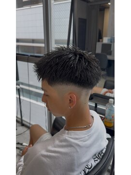 MEN’S HAIR/黒髪ショート