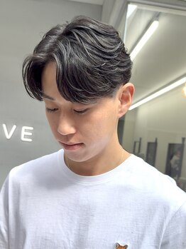 ウェーブ(WAVE)の写真/垢抜けたい学生にもおすすめ◎10代～20代に人気のメンズ特化サロン。話題のトレンドヘアを[WAVE]が実現！