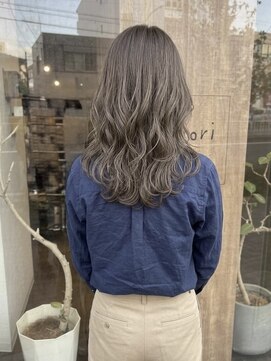 ニコリヘアワークス(nicori hair works) セミロング×フォギーベージュ×ウェーブ3