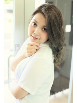 グラスペディア(graspedia) ナチュラル外国人風　グラデーションカラー