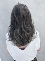 ムウ 難波(MOU)&nbsp;ハッシュカットフルバング似合わせカットレッドブラウン20代30代