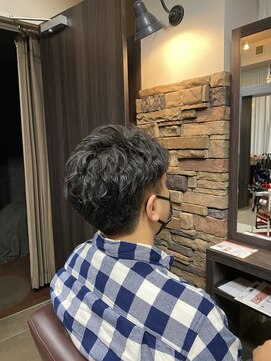 ラシンバン オム(LashinVan HOMME) アップバング×シークレットパーマ